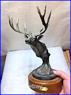 2003 Big Sky Carvers Odocoileus Virginianus by Radford Williams Deer Figurine