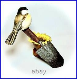 6.5 Big Sky Carvers Master Edition Chickadee Sunflower Song Figurine 215/2500