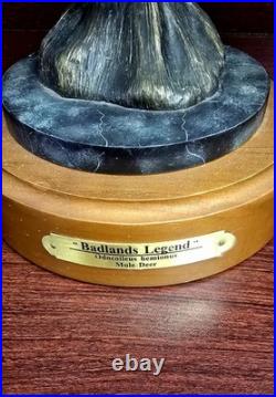 BIG SKY CARVERS Badlands Legend Mule Deer BY BRADFORD WILLIAMS 2003