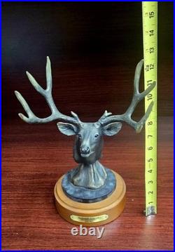 BIG SKY CARVERS Badlands Legend Mule Deer BY BRADFORD WILLIAMS 2003