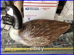 BIG SKY CARVERS Handpainted Carved Wooden Canadian Goose Decoy
