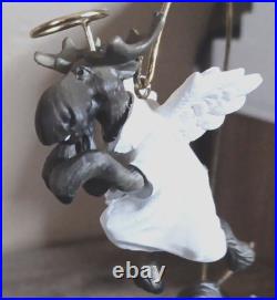 BIG SKY CARVERS MOUNTAIN MOOSES CHOIR OF MOOSE CHRISTMAS FIGURINE with ANGEL RARE