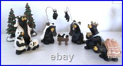 Bearfoots Beartivity Big Sky Carvers 12-Piece Nativity Set