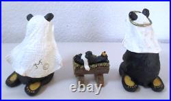 Bearfoots Beartivity Big Sky Carvers 12-Piece Nativity Set