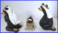 Bearfoots Beartivity Big Sky Carvers 12-Piece Nativity Set