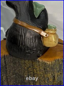 Bearfoots Big Sky Carvers Jeff Fleming Bounty Box Bear with Fish