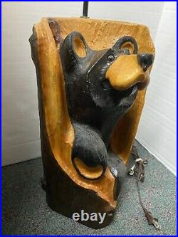 Bearfoots Big Sky Carvers Jeff Fleming Pine Wood Carved Black Bear Cassidy Lamp
