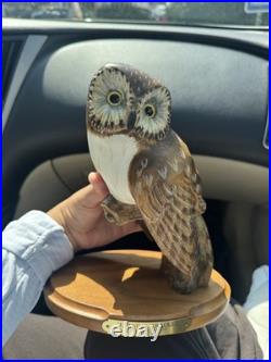 Beautiful Big Sky Carvers Wood Owl Evening Tracker By Ken White Limited 587/1250