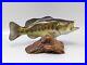 Big-Sky-Carvers-B-Reel-Wood-Carved-Painted-Large-Mouth-Bass-Fish-Sculpture-Base-01-zk