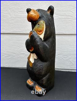 Big Sky Carvers Bear Holding a Fish Jeff Fleming Hand Carved Sculpture 12 -USA