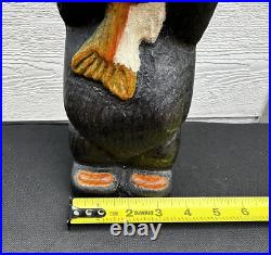 Big Sky Carvers Bear Holding a Fish Jeff Fleming Hand Carved Sculpture 12 -USA