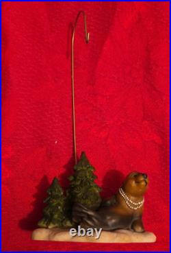 Big Sky Carvers Bearfoots Polartivity I & II Phyllis Driscol Nativity