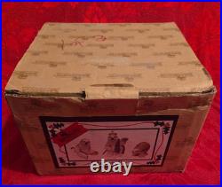 Big Sky Carvers Bearfoots Polartivity I & II Phyllis Driscol Nativity