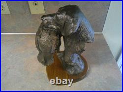 Big Sky Carvers Bradford Williams The Mentor Hunting Dog & Duck Sculpture