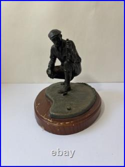 Big Sky Carvers Bronze Man Kneeling Golfer Golfing Golf Statue Approx 5 Tall