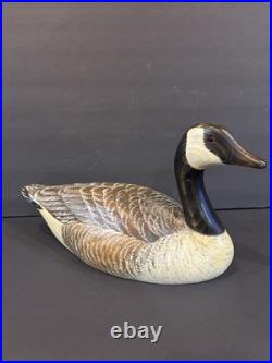 Big Sky Carvers Canada Goose Decoy. Signed S. S. Huntsman. Hand Carved & Painte