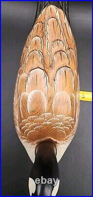 Big Sky Carvers Canadian Goose Wooden Carved Painted Decoy Signed By Artist