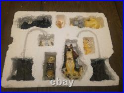 Big Sky Carvers Canine Dogtivity Dog Nativity 9 Piece Set I in Original Box