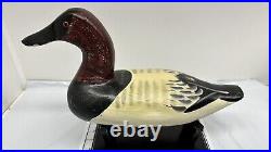 Big Sky Carvers Canvasback Cradle Decoy 3005150069 With Stand