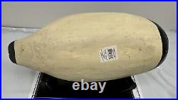Big Sky Carvers Canvasback Cradle Decoy 3005150069 With Stand