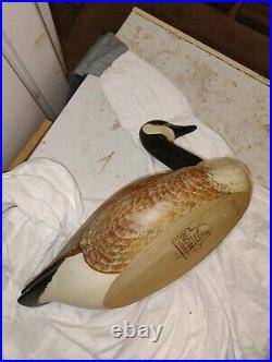 Big Sky Carvers Decoys Canadian Duck (Hancarved & Signed)