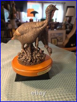 Big Sky Carvers Double Take Bradford Williams 2003 Wild Turkey Sculpture Decor