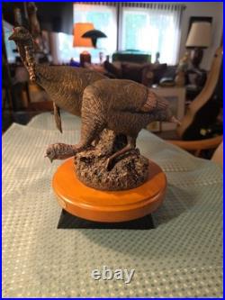 Big Sky Carvers Double Take Bradford Williams 2003 Wild Turkey Sculpture Decor