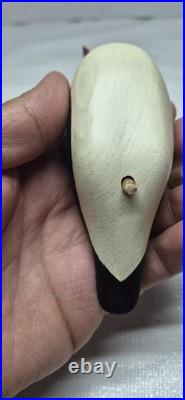 Big Sky Carvers Hand Carved Wood Puffin Glass Eyes Bird Figurine Signed B. Raul