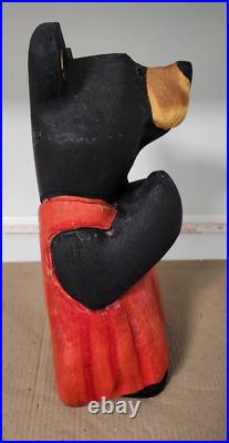 Big Sky Carvers Hand Finished Wood Carved 15.5 Tall Female Bear Jeff Fleming