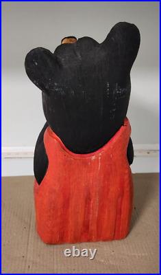 Big Sky Carvers Hand Finished Wood Carved 15.5 Tall Female Bear Jeff Fleming