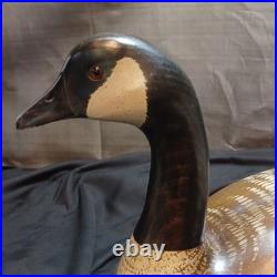 Big Sky Carvers Handmade Hand-Carved Wood Goose Bird Decoy Signed Sculpture