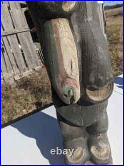 Big Sky Carvers Jeff Fleming 32.5 Standing Bear withFish SEE PHOTOS