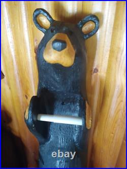 Big Sky Carvers Jeff Fleming Bearfoots Pine Wood Carved Bear Toilet Paper Holder