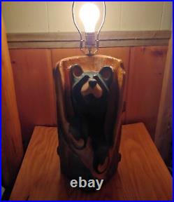 Big Sky Carvers Jeff Fleming Bearfoots Pine Wood Carved Black Bear Bandit Lamp