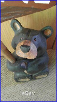 Big Sky Carvers Jeff Fleming Bearfoots Wood Carved Bear Roy Welcome Sign