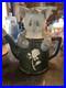 Big-Sky-Carvers-Kennikats-Cat-Kitten-In-Teapot-Cookie-Jar-01-zr