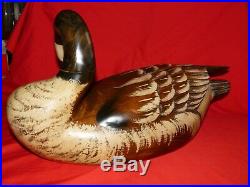Big Sky Carvers Life-size Hand Carved Canada Goose Decorationdecoy2002signed