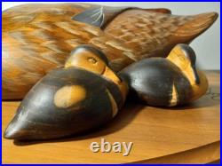 Big Sky Carvers Mallard Hen/Ducklings Ashley Gray 685/1250 Masters Edition