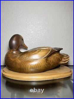 Big Sky Carvers Mallard Hen with 2 Ducklings Masters Edition Carved Wood Sculpture