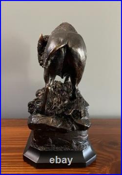 Big Sky Carvers Marc Pierce CU Buffalo Bills Bison Horns Wildlife Prairie Statue