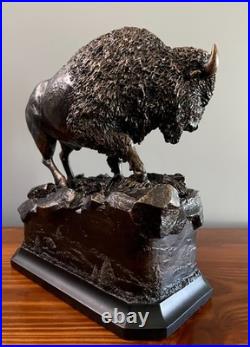 Big Sky Carvers Marc Pierce CU Buffalo Bills Bison Horns Wildlife Prairie Statue