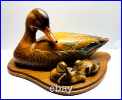 Big Sky Carvers Masters Edition Wood Carving Mallard With Ducklings 51/450