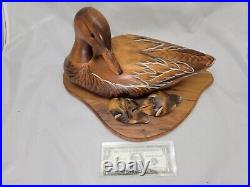 Big Sky Carvers Masters Edition Woodcarving Duck w Ducklings Numbered 72 of 450