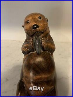 Big Sky Carvers North American River Otter Wood Sculpture Carving 210/950