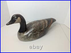 Big Sky Carvers Orvis Decoys Canadian Goose Decoy 16 Signed Craig Fellows