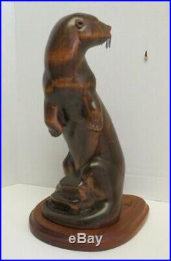 Big Sky Carvers Otter Burl Jones Masters Edition Circa, Sculpture 13