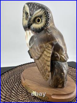 Big Sky Carvers Owl Ken White Ltd Ed 14/1250 Hand Carved wood Evening Tracker
