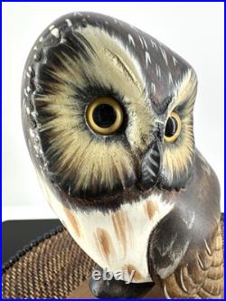Big Sky Carvers Owl Ken White Ltd Ed 14/1250 Hand Carved wood Evening Tracker