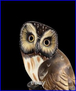 Big Sky Carvers Owl Ken White Ltd Ed 14/1250 Hand Carved wood Evening Tracker