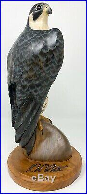 Big Sky Carvers Peregrine Falcon K. W. White Masters Edition 248/1250 Sculpture
